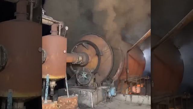 Удивительный процесс переработки шин в масло смотреть онлайн