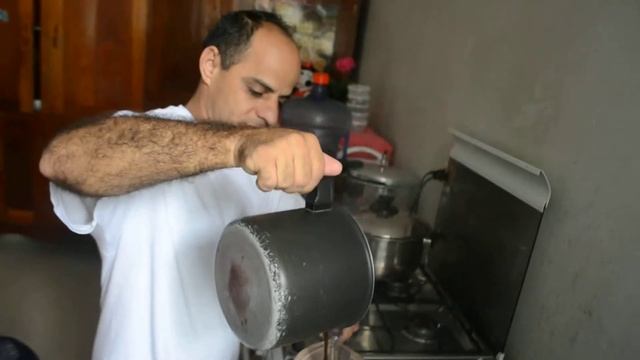La Preparación de un Cafe al Estilo Brasilero! смотреть онлайн