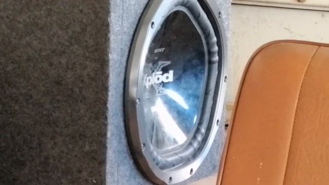 Sony Xplod 12" Insane BASS!!!! смотреть онлайн