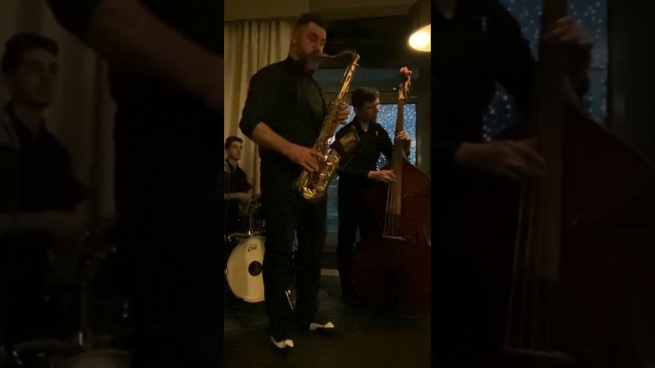 “In a sentimental mood”. смотреть онлайн