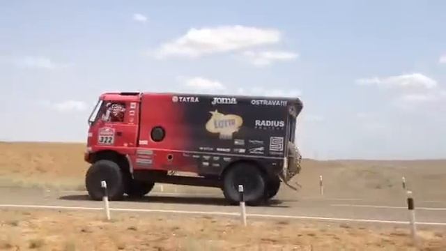 Шелковый Путь 2013. TATRA проходит КП смотреть онлайн