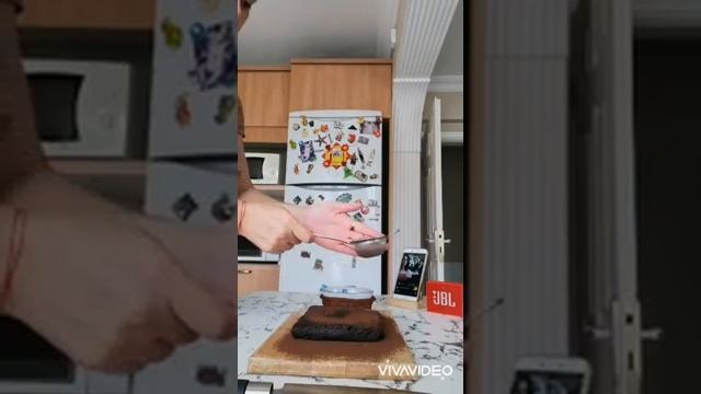 Çikolatalı truff👉🐄🥛sadece condensed milk ( yoğunlaştırılmış süt)ve kakao ile. смотреть онлайн