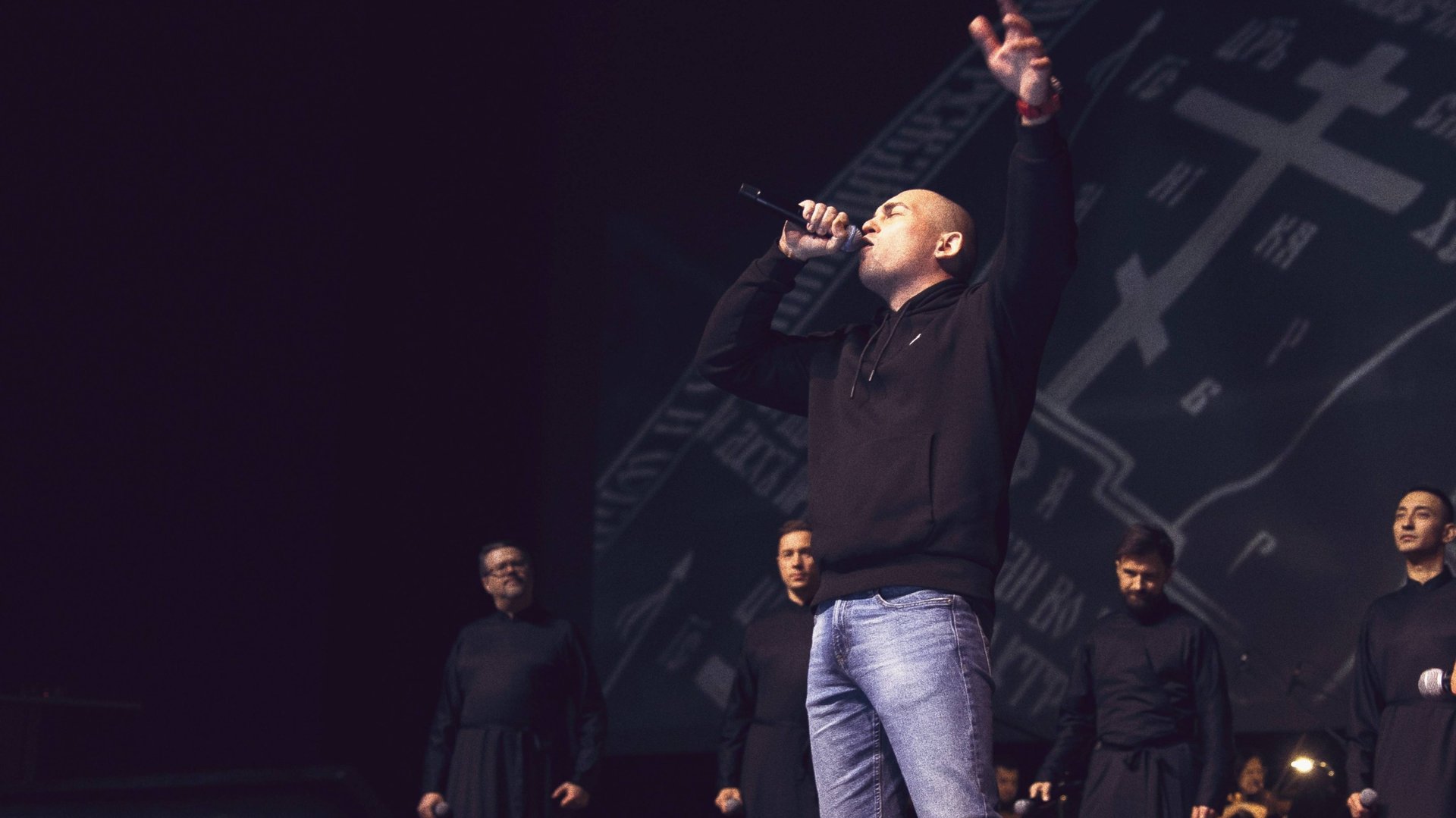 МК 5.45 - ВСТАНЬ (При уч. хора Logos и Симфонического оркестра) смотреть онлайн