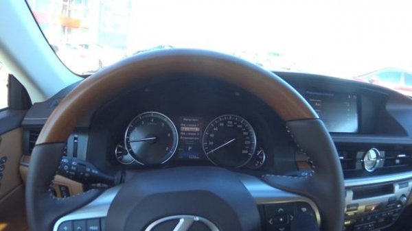 2018 Lexus ES250 Premium + POV Test Drive