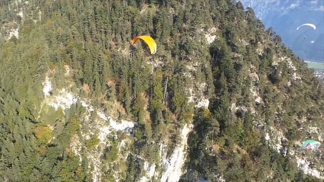 Tandem Paragliding at Interlaken Switzerland смотреть онлайн