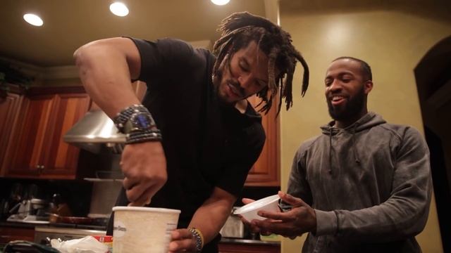 My Cheat Day Snack | Cooking With Cam Newton 002 смотреть онлайн