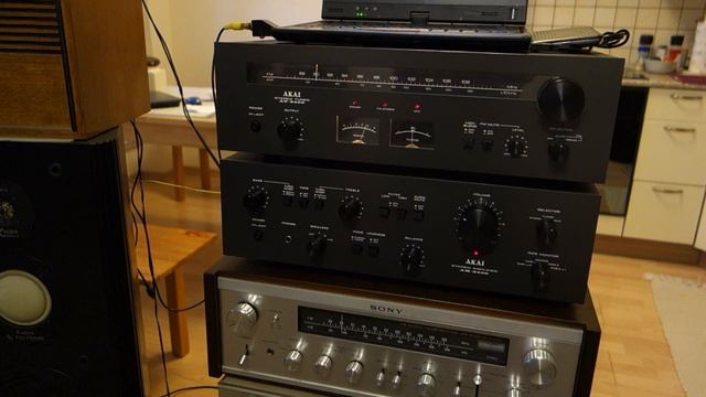 Akai AM 2400 AT 2400