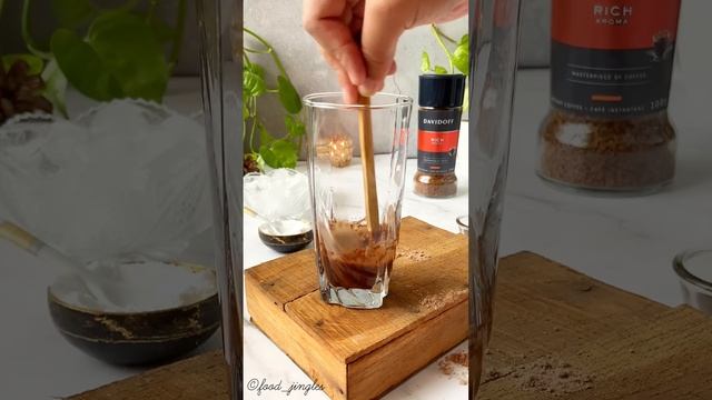 Iced Choco Mocha | 1 minute Recipe at home | Enjoy this in summers | Easy Cold Coffee Recipe смотреть онлайн