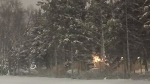 *На перекрёстке двух дорог*А ведь правда, можно пойти или в одну сторону. , или в другую, Трудно Да