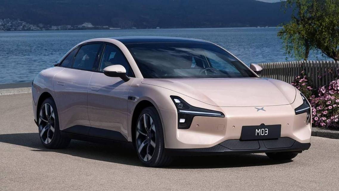 Xpeng Mona M03 - электрокар по цене Lada Vesta. смотреть онлайн