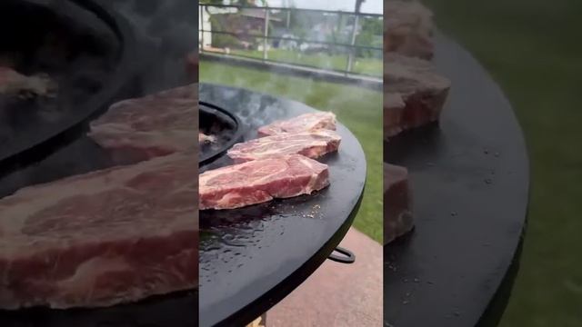 Говяжая шейка на мангале смотреть онлайн