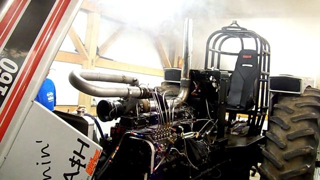 160 WHITE 470 c.i.d. Cummins First startup ,Hot Farm смотреть онлайн