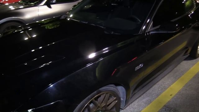 "1,000 HP STOCK MOTOR COYOTE" vs Built Evo & BAMFZ Twin Turbo Nissan 370z Racing on the Streets смотреть онлайн