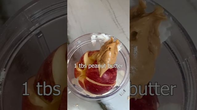 Apple and banana is a crazy combo #smoothie #protein #bulk #smoothieideas #protienshake #applebanan смотреть онлайн