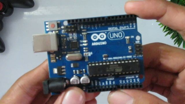 UNBOXING & REVIEW PAKET STARTER KIT ARDUINO UNO смотреть онлайн