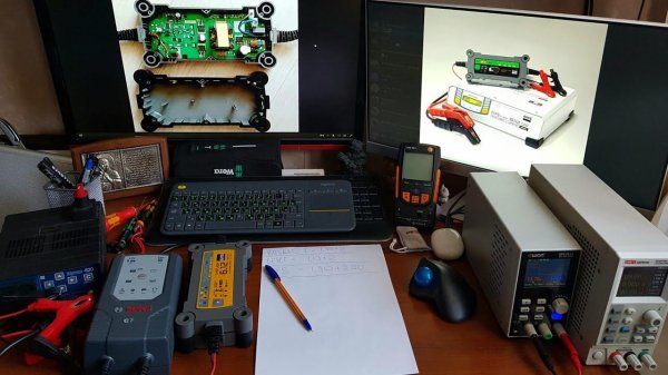 БЕРЕЖОК V1 + GYS 6.12 + BOSCH C7 + КУЛОН 820. ЗАРЯДНОЕ УСТРОЙСТВО Сравнение. ВЫБОР