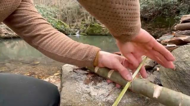 Готовим вкусную рыбу прямо на природе смотреть онлайн