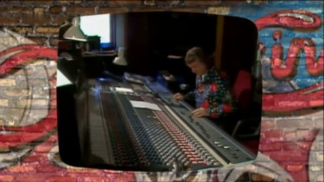 Milli Vanilli in the studio miming to "Money" 1988 RARE смотреть онлайн