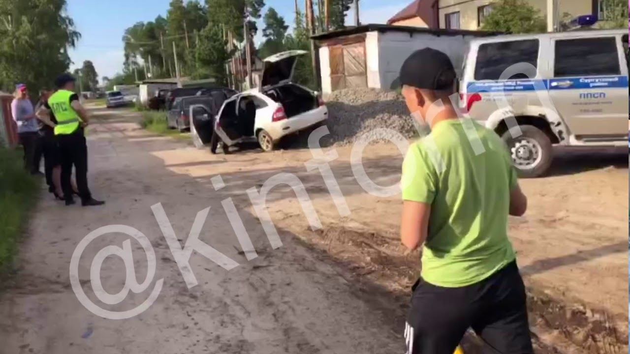 Неадекватный водитель устроил треш в Сайгатина смотреть онлайн