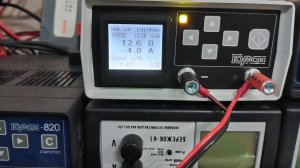 КУЛОН 825. Классический заряд обычного Аккумулятора 100 Ач, Са/Са