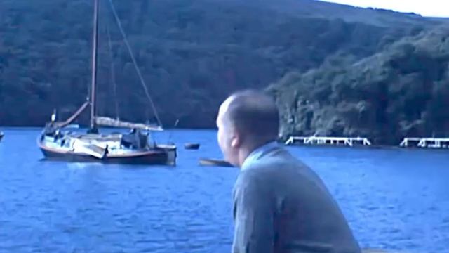 THE RIVER YEALM, 1950s. NOSS MAYO, NEWTON FERRERS, Reprocessed, 16 mm, 1950s colour film смотреть онлайн