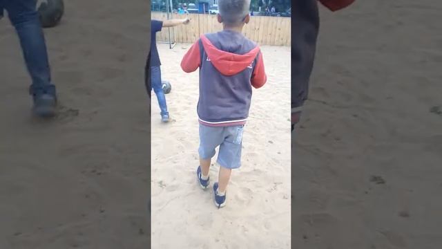 пацанчек пьёт квас и общается с пацанаме смотреть онлайн