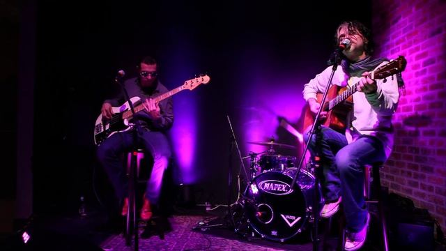 Spank The Monkey Acoustic at Big Heads Baton Rouge La. смотреть онлайн