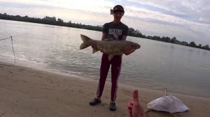 СКРОМНЫЙ РОЛИК !!! ))