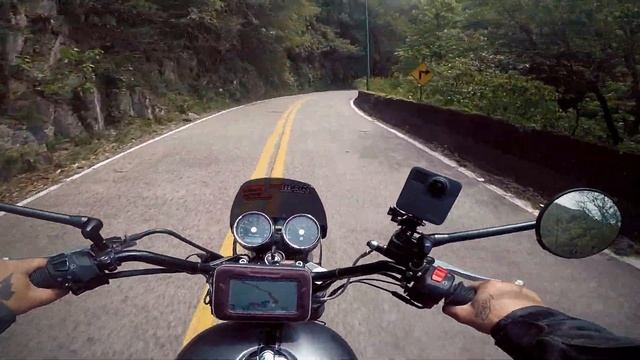 BRASIL EN MOTO ,SIERRA DO RIO RASTRO 🏍️🌄⛰️, Royal enfield 650 en Brasil GROPRO смотреть онлайн