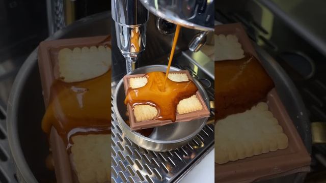 Butter cookies chocolate espresso by barista @baristabist919 🙏🏼 save & subscribe #shorts #latte смотреть онлайн