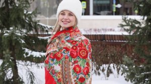 Платок из уплотненной шерстяной ткани с шелковой бахромой "Подкова" 377-5, 148х148см #platki #scarf