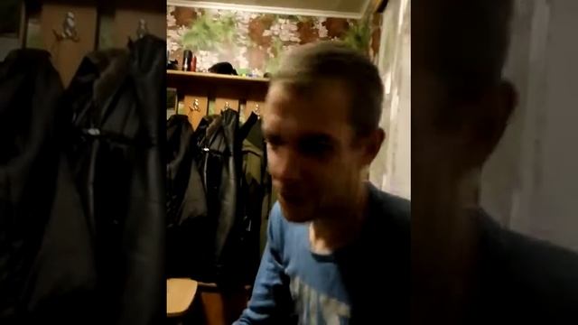 Продегустировали веселый напиток. смотреть онлайн