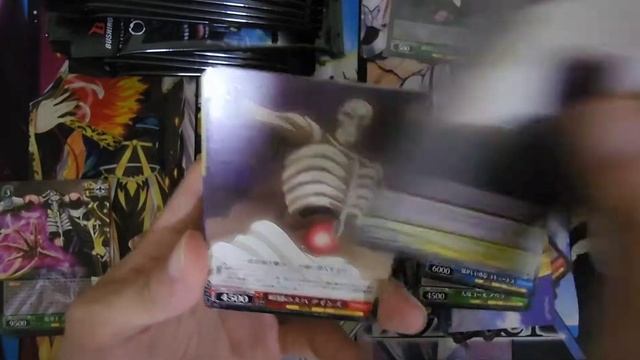 *Why is everything so dark* Overlord Volume 2 Weiss Schwarz Booster Opening смотреть онлайн