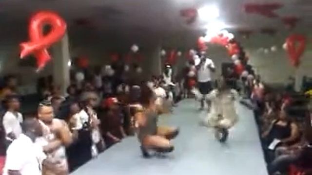 Kellis Khan VS Lamont 007 @Hold my Hand Ball смотреть онлайн