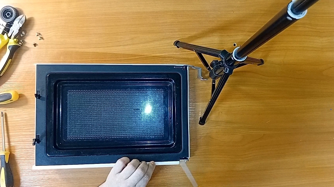 Не включается микроволновая печь, проверь дверцу смотреть онлайн