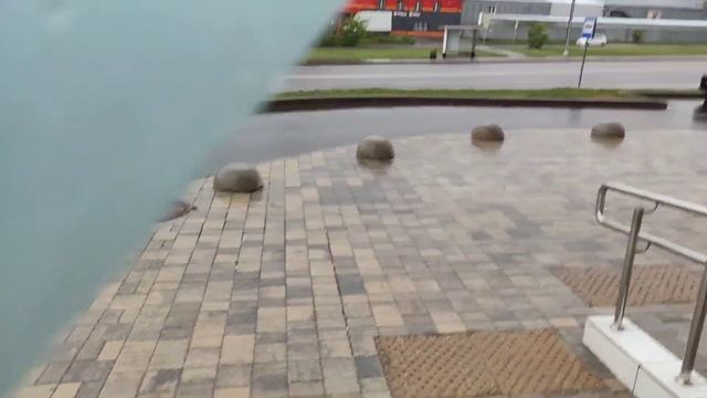 Девушка против шквала))). смотреть онлайн