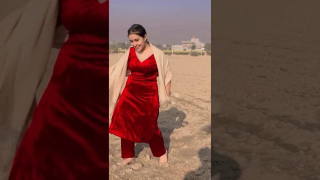 Hot Dance By Beautiful Village Girl смотреть онлайн