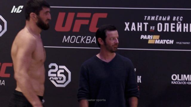 Взвешивание UFC Moscow HUNT VS OLEINIK смотреть онлайн