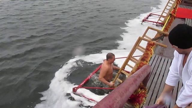 Ларсы. Крещение 2014. Морвокзал Одесса. смотреть онлайн