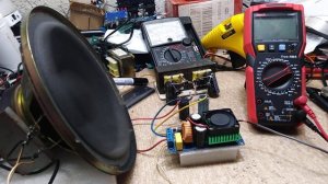 INCREDIBLE TINY 500W 4 OHM IRS2092S KIT MONO CLASS D AMPLIFIER TEST USING LINEAR VOLTAGE DOUBLER PS