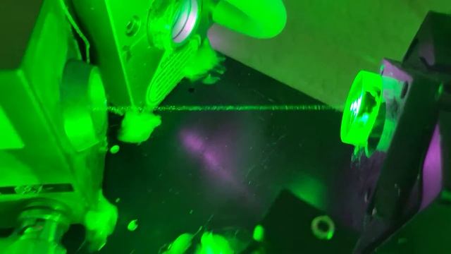DPSS laser, intracavity z config 532nm. смотреть онлайн