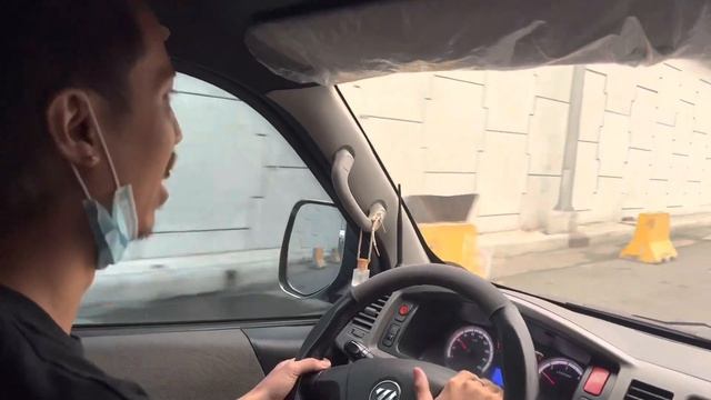 First Time To Drive Foton Traveller | with Throttle Controller смотреть онлайн