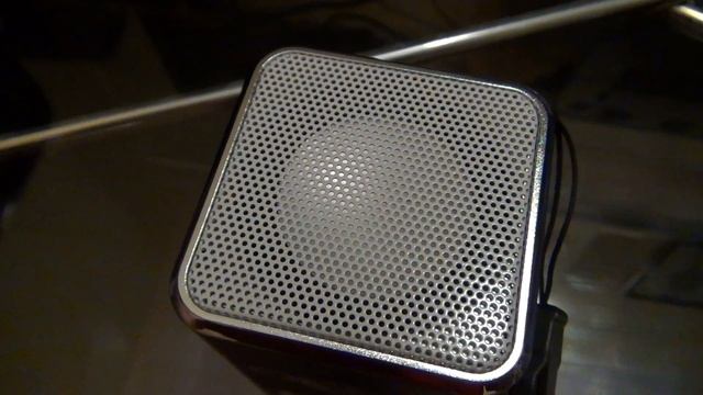 Маленький гигант 3Q QUBA SP101M смотреть онлайн