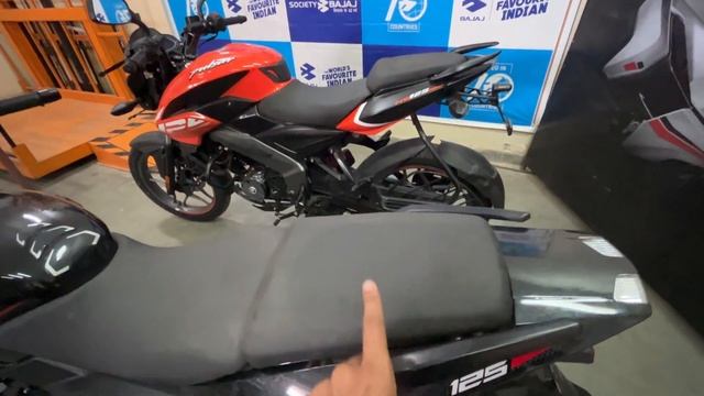 New Bajaj Pulsar NS 125 VS Pulsar 125 Most Detailed Comparison 🔥 | Chassis Number 9 смотреть онлайн