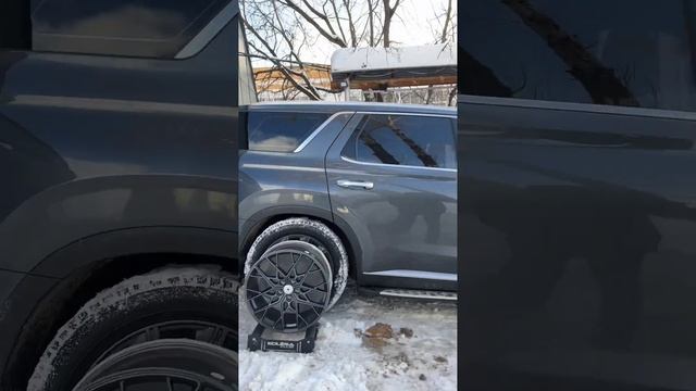 Hyundai Palisade на примерке дисков в 20-м диаметре #примеркадисков#hyundai смотреть онлайн