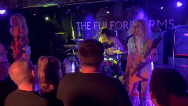 THE SOAP GIRLS - Johnny Rotten 2023 / 11 / 09 York SIGNGUITAR4TITO SIGN GUITAR TITO #livemusic