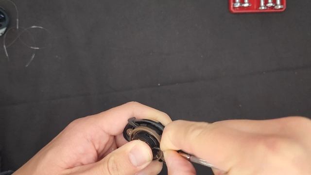 KastKing Kestrel Elite BFS Reel Brake Mod: Magnet Removal смотреть онлайн