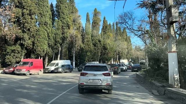 Ялта. На Боткинскую ул., до К.Маркса, с Гоголя по Кирова, Садовой ул. 03.01.25. Крым. Crimea. Yalta смотреть онлайн