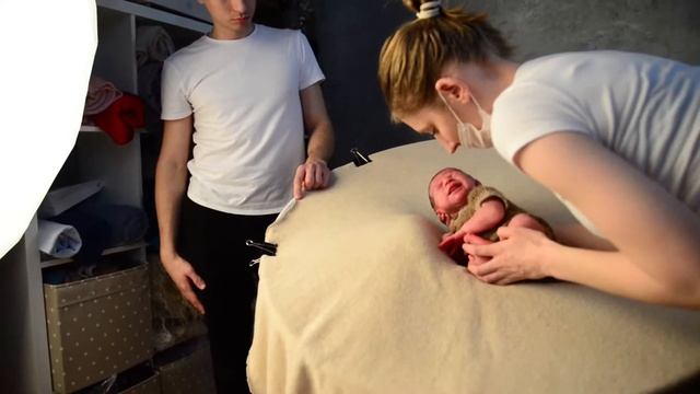 Как проходят практики на курсе Съемка новорожденных | Школа фотографии и видео Photospot.by смотреть онлайн