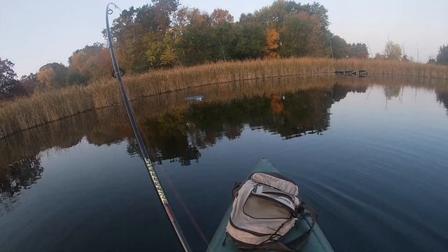 Fall CRAPPIE FISHING with an 88 CENT WalMart Fishing LURE смотреть онлайн